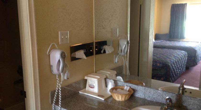 Countryside Inn photo