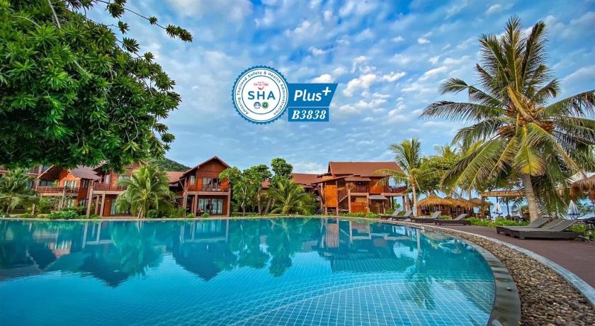 Swimming pool, Koh Ma Beach Resort (SHA Extra Plus) in Ko Pha-ngan