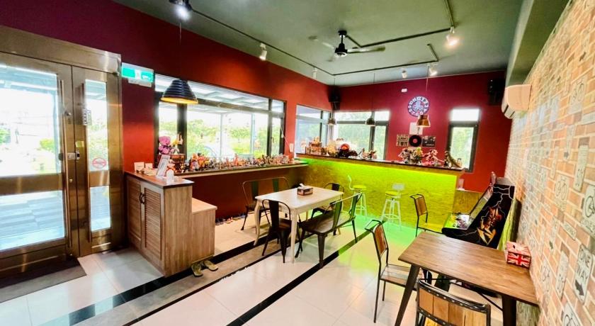 Sea Breeze B&B. - image 3