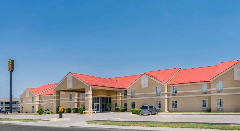 Super 8 By Wyndham Amarillo West