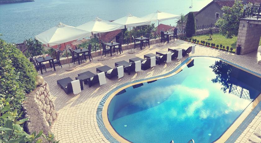 Hotel Per Astra photo
