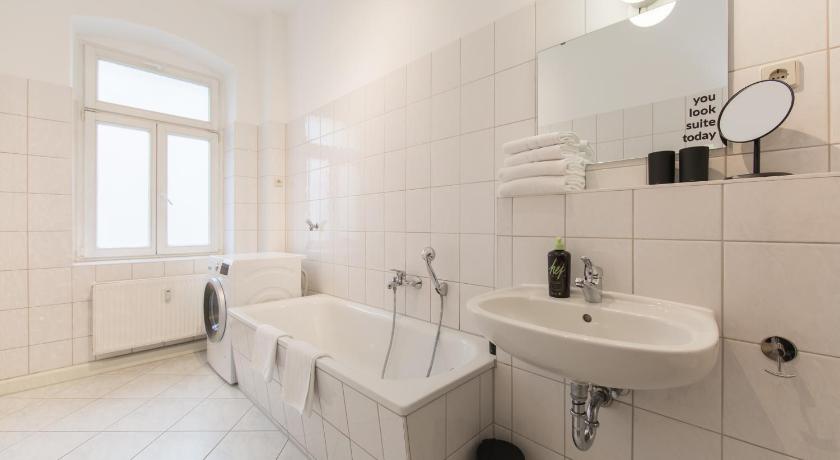 limehome Dresden Jordanstraße photo