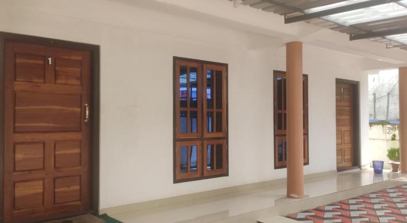 Anand Tourist Home — Hotel in Kollam
