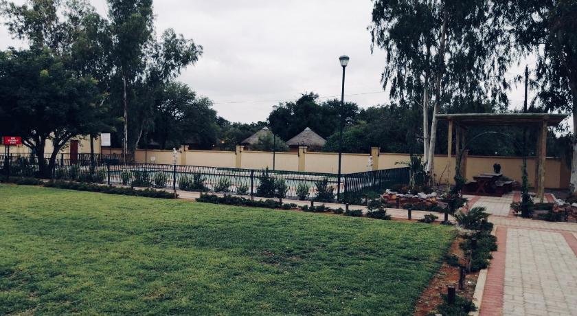 The Ultimate Escape - With Backup Electricity - Gaborone photo