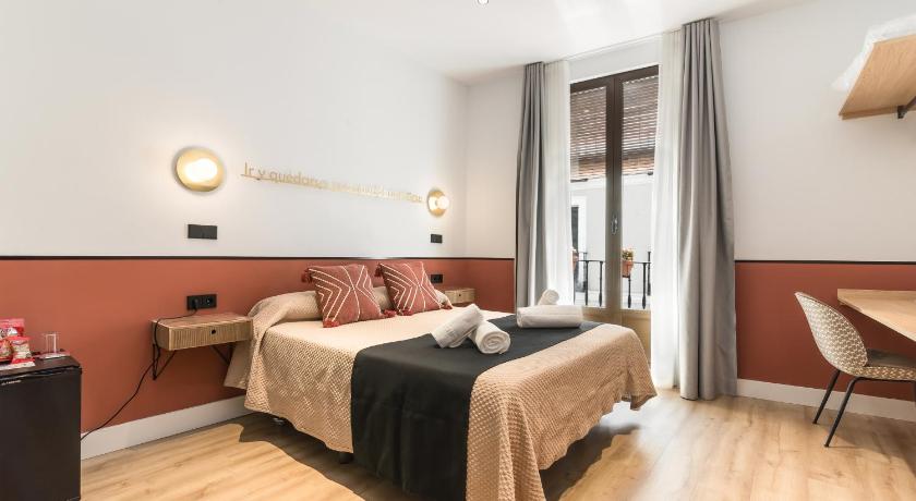 Calamo Guesthouse — Hotel in Madrid