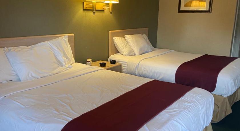 Americas Best Value Inn Meridian photo
