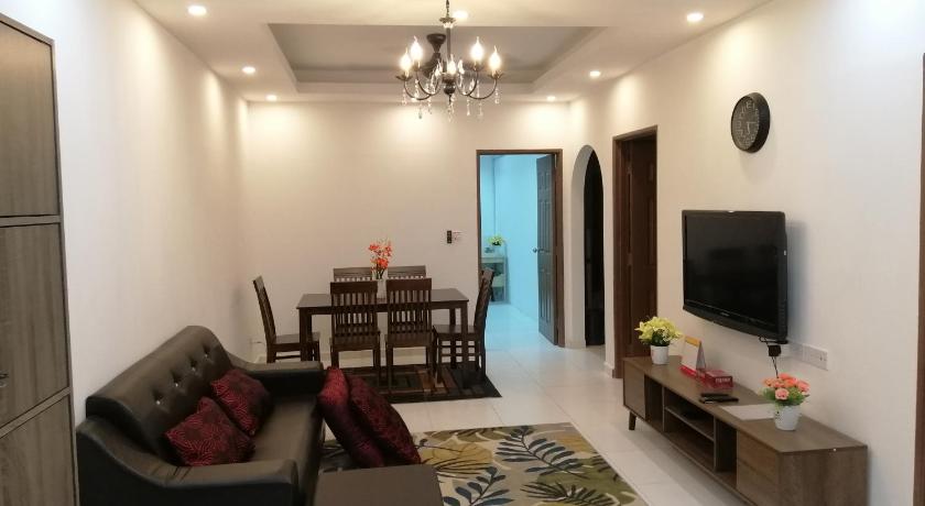 Onies Homestay Lumut Manjung — Hotel in Seri Manjung