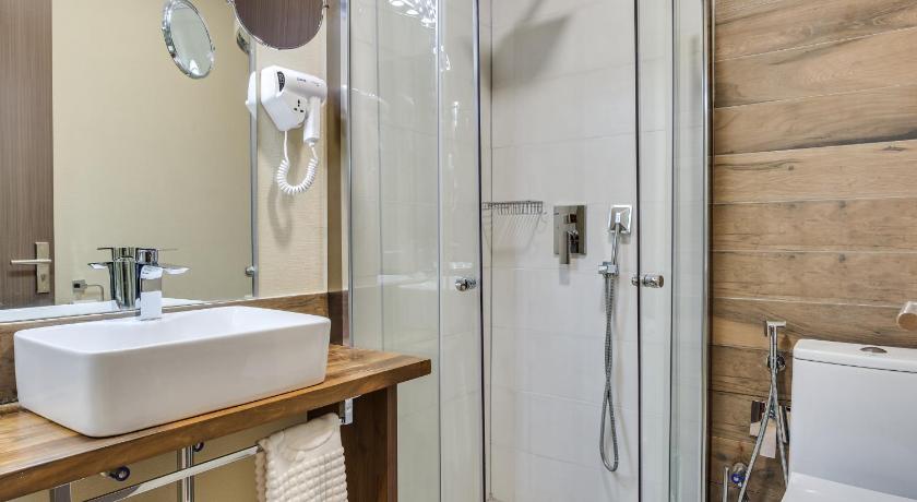 Eleven Inn Tbilisi photo