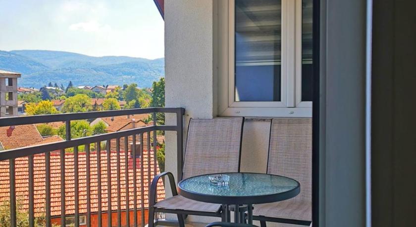 Apartman Ananas Banja Luka centar bolnica besplatan parking photo