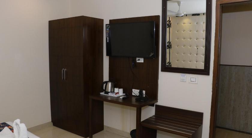 Aggarwal Hotel A Unit of Hotel S C Residency