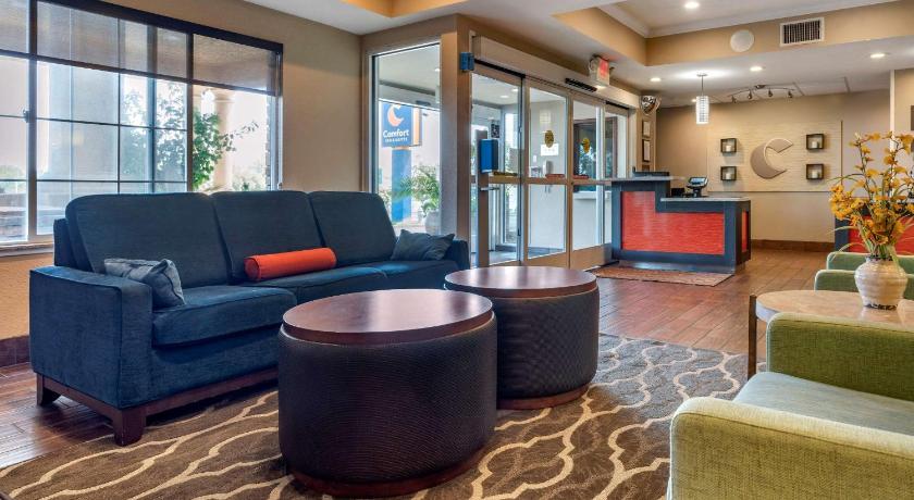 Comfort Inn & Suites Sacramento – University Area