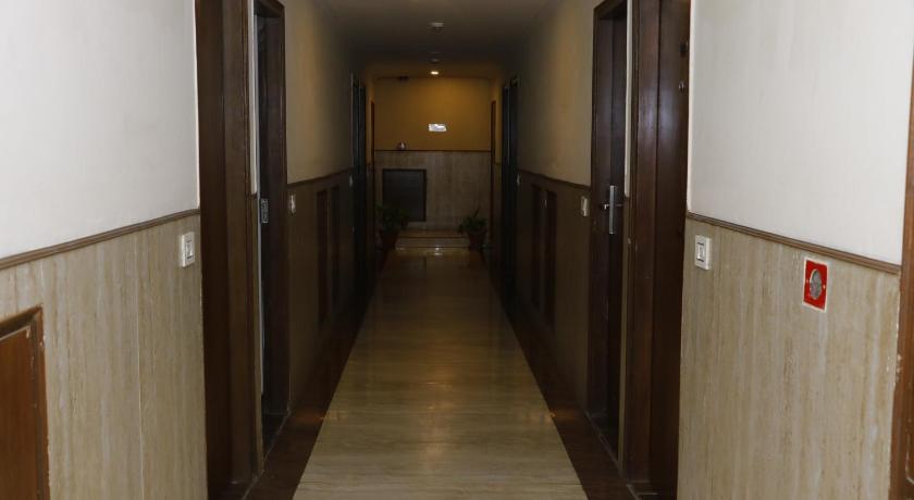 Aggarwal Hotel A Unit of Hotel S C Residency