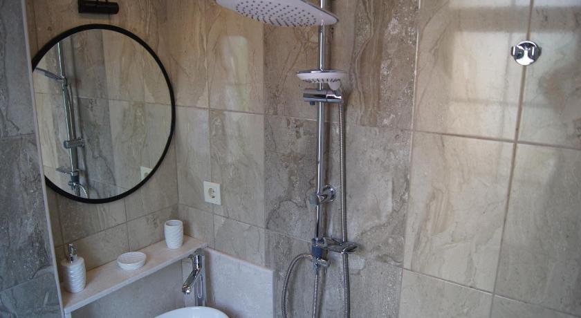 Image of Standard - Semi-double 13