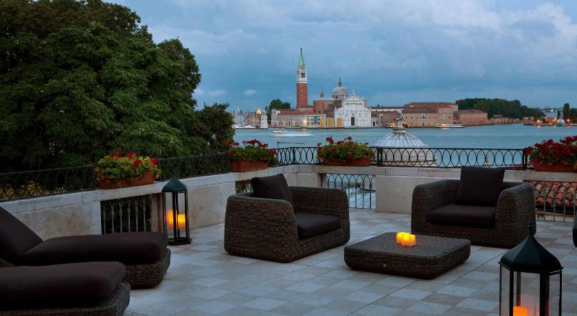 a living room filled with lots of furniture, Baglioni Hotel Luna – The Leading Hotels of the World in Venice