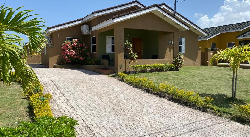 Jam Vibes Villas — Hotel in Ocho Rios