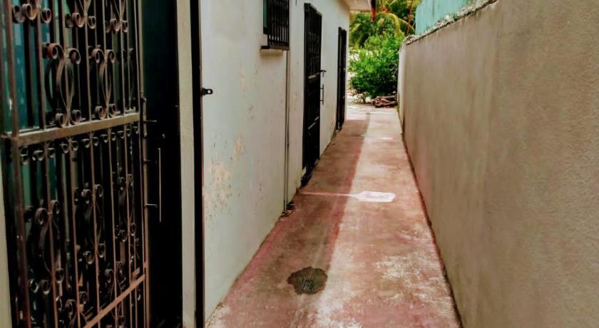 Casa Ixchel 450m to Downtown, Wifi, Hot water, AC photo
