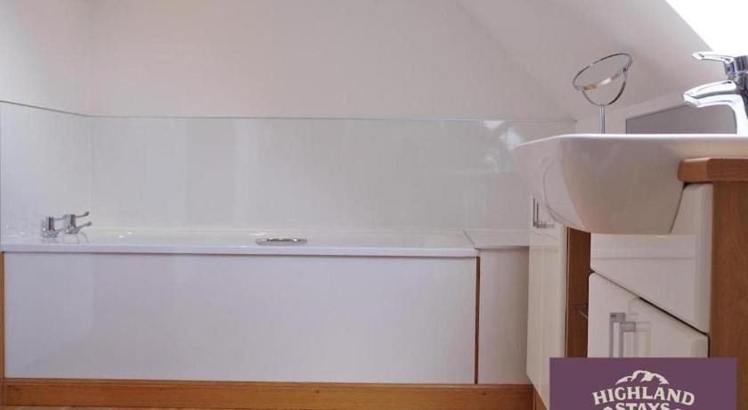 Highland Stays - Ben View Double Rooms photo