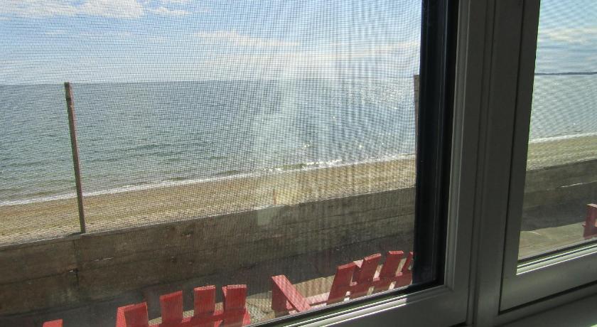 Oceana Cottages photo