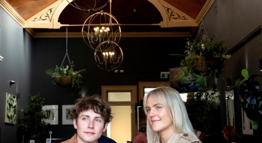 Bull and Mouth Hotel photo