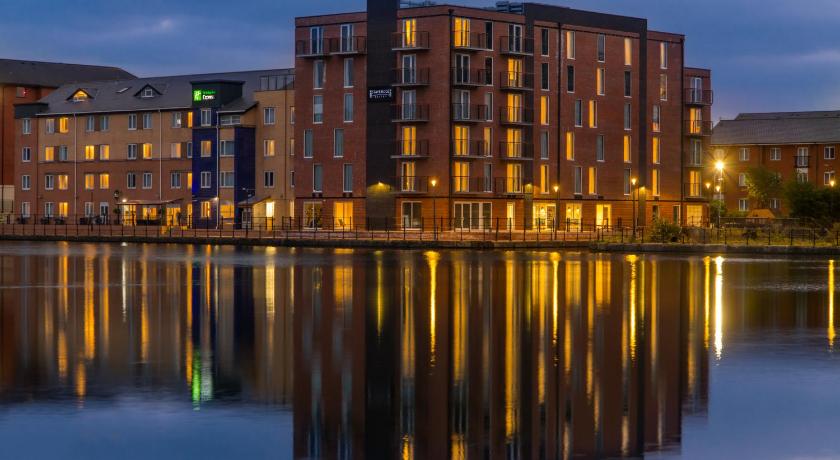 StayBridge Suites Cardiff photo