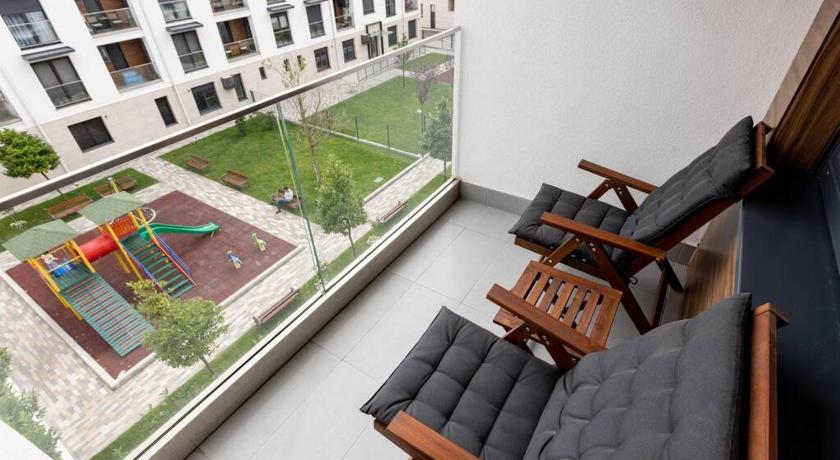 貝爾格勒 Zemun Luxury - Comfortable, workspace, quiet, free parking, Netflix 4星级 单人房 餐厅