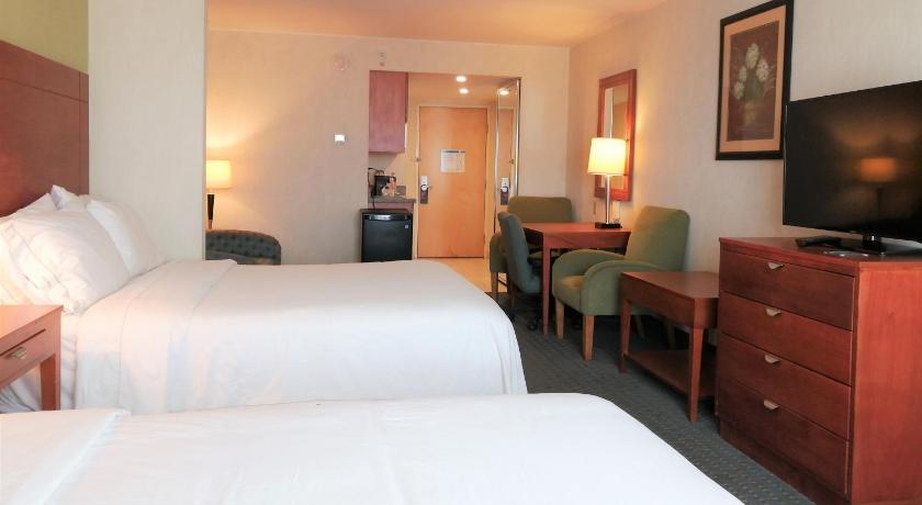 Holiday Inn Express & Suites Toluca Zona Aeropuerto