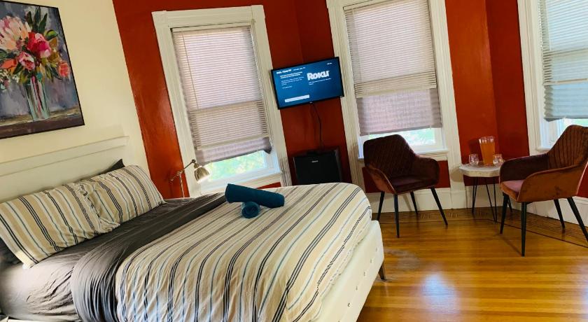 shared house in Federal Hill photo