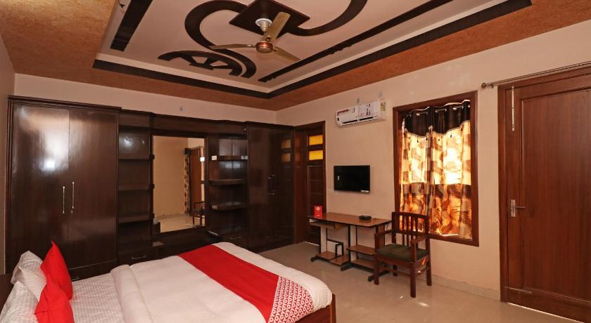OYO 27055 Love Guest House