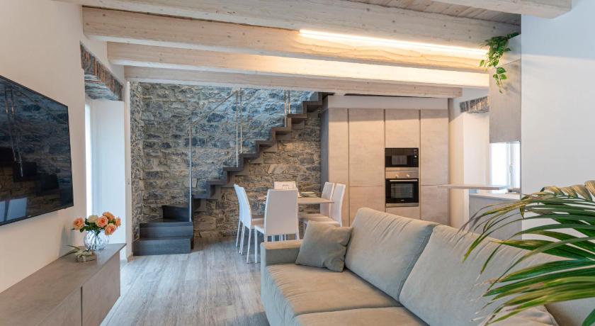 Apartment Olga House - AGG100 by Interhome — Hotel in Argegno