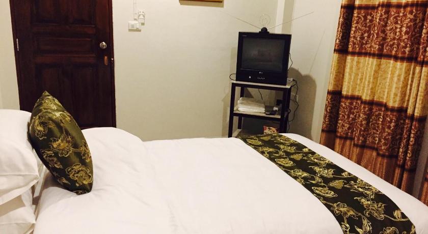 Image of Twin Room 1