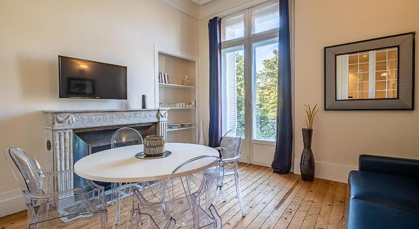 Image of The Double Suite 9
