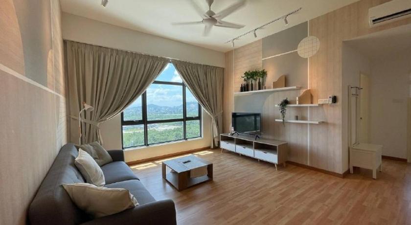 Image of Family City View 10