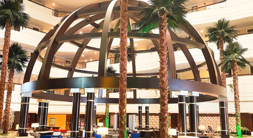 Mövenpick Grand Al Bustan - main image