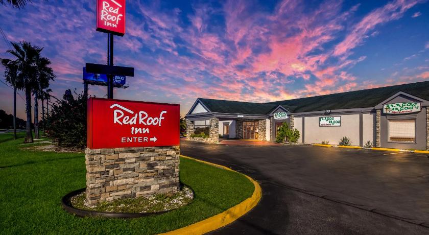 Red Roof Inn Savannah - Richmond Hill / I-95