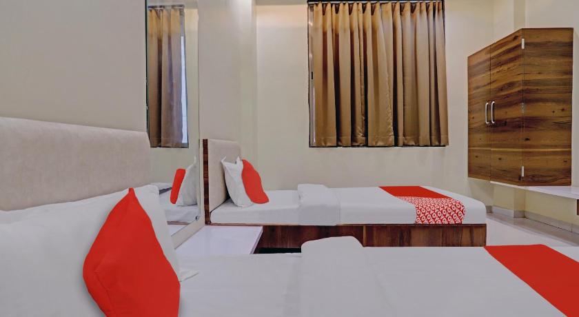 OYO 81281 Hotel Jay Mahakali