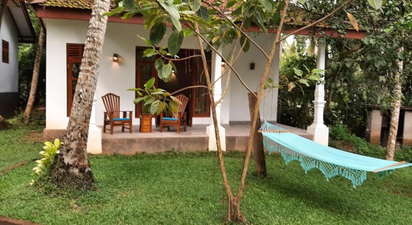 Jackland Holiday Cabanas photo