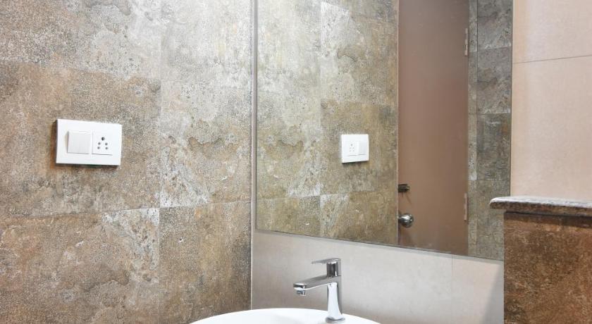 FabHotel Murali Krishna