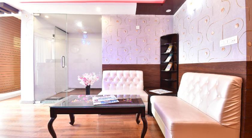 FabHotel Murali Krishna