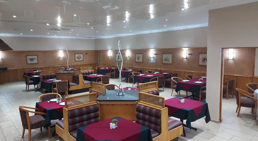 Midway Inn Hotel photo
