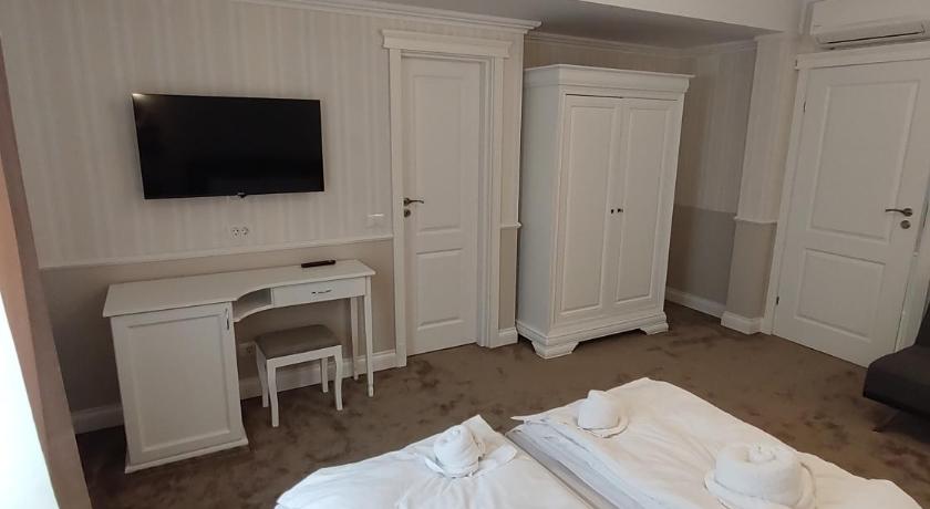 蒂米什瓦拉 Fanea Residence 3星级 酒店 泳池