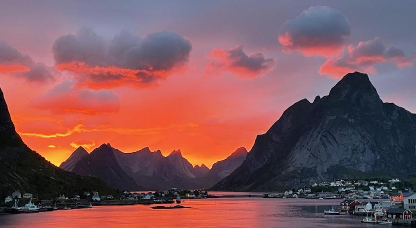 Andøy Vest Rorbuer Reine — Hotel in Reine (Nordland)