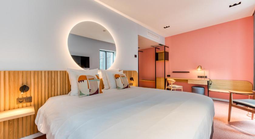Mah Hotel