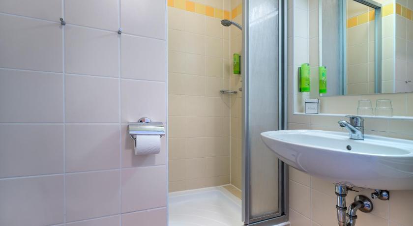 Image of Double Room 6