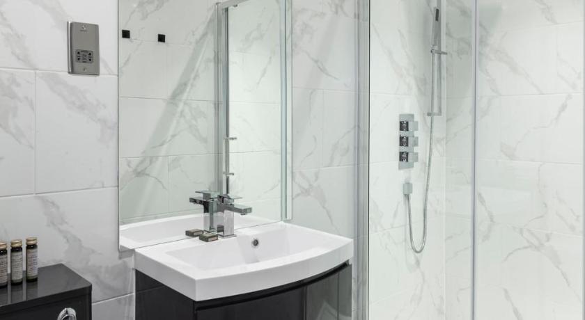 Aptel East — Hotel in London