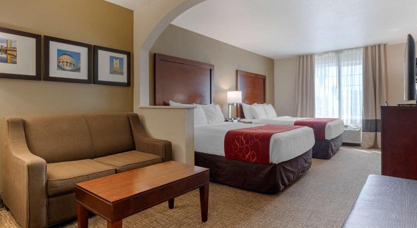 Comfort Suites Downtown Sacramento