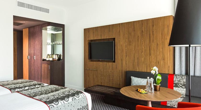 Melia Paris La Defense Hotel