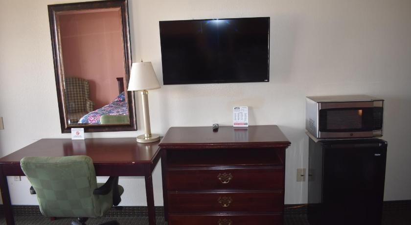 Royal Inn photo