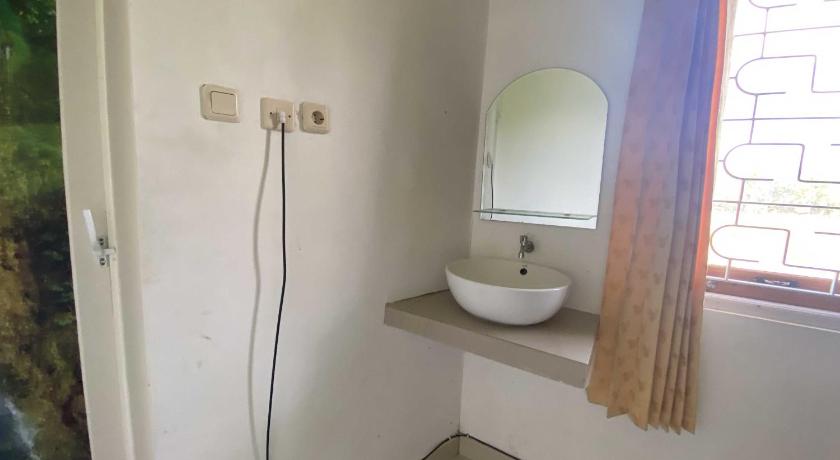 ANA INN Ambarawa Mitra RedDoorz - image 16