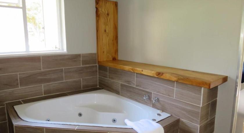 Sani Pass Manor Guest House photo