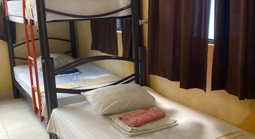 Image of Bed in 6-Bed Dormitory Room 3